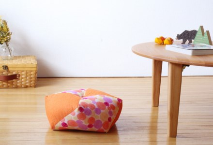 【洛中高岡屋】えがおつながる、おざぶとん『おじゃみキッズ習（しゅう）』（しゃぼんはる＆支子）