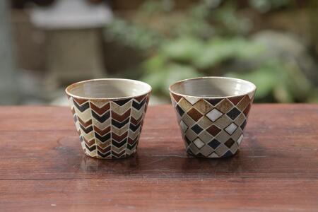 【柳桜園×京焼】人気ほうじ茶缶３種詰合せ×谷口晋也作 猪口湯呑２客「矢絣」「菱紋」