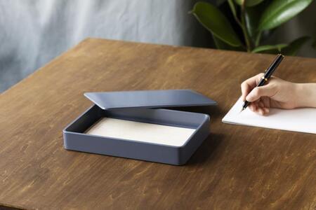 【鳩居堂】MUG 〈文具箱〉【茶】