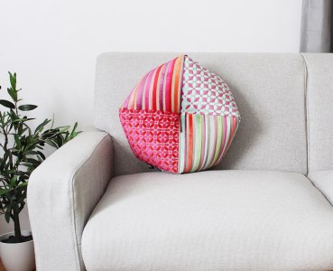 【洛中高岡屋】カワイイの素敵な出会い カサマンス おじゃみ座ぶとん（キャトル）