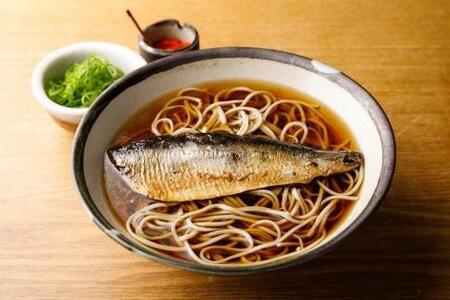 【京都 そば料理 よしむら】行列の手打ちそば店「国産石臼挽きにしんそば2食・ざる2食」