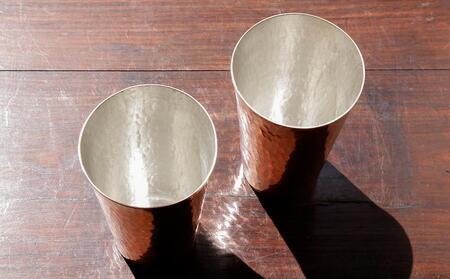 【八木庖丁店】手打ち銅製 ビアカップ(ペア)