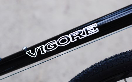 【VIGORE】山と旅の自転車プラス　GRX600仕様　（700c）