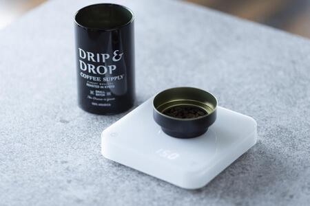 【DRIP&DROP COFFEE SUPPLY】コーヒー挽き豆(ペーパーフィルター挽き)(オリジナル缶入り)