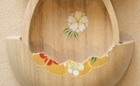 【箱藤商店】桐製たまご箱(菊文様)〈京都日本画絵師絵付け〉