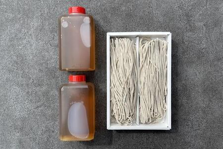 【三味洪庵】年越し蕎麦2人前つゆ付き(かけそば)