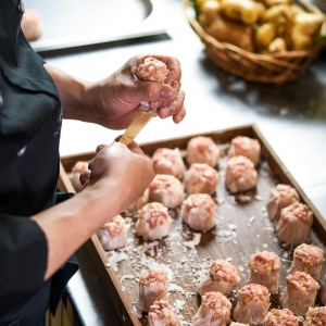 みつる食堂のシュウマイ 復刻 8個×4袋 （プレーン＆カレー） 焼売 しゅうまい