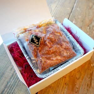 厳選黒毛和牛 A5 タレ漬け 焼肉用 モモ・バラ 900g