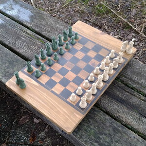 チェスで遊べるキャンプテーブル チェス駒付 コンパクト ソロ ディオ