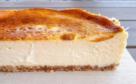 ロクのベイクドチーズケーキ お菓子 スイーツ 洋菓子 おやつ しっとり ずっしり 甘さ控えめ ホールケーキ 