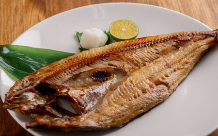 オホーツクバザールの開きセット5枚入 【 ふるさと納税 人気 おすすめ ランキング ほっけ ホッケ にしん 鰊 サクラマス 桜マス 干物 一夜干し 開き 魚 北海道産 お手軽 簡単 冷凍 絶品 オホーツク 北海道 網走市 送料無料 】 ABB131