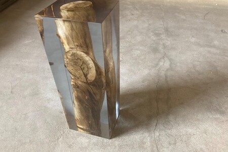 世界に一つのレジンテーブルオーダー家具（クーポン券150万円分）