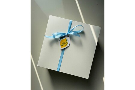 シルクの贈り物 名入れベビースタイ　2枚セット