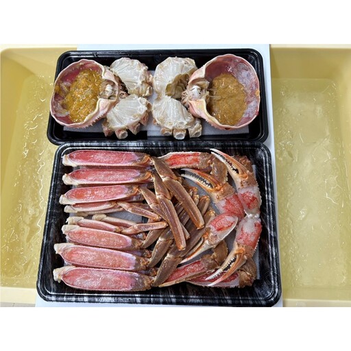 焼き蟹セット（本ズワイガニ500g～600g×2杯分／蟹味噌付き・カニだし付き）