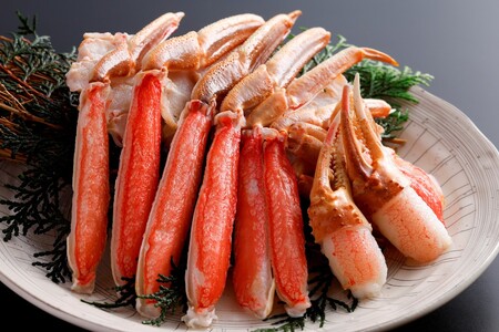 【生食可】鮮度抜群！獲れたての旨さをご自宅に！生本ズワイガニ　ハーフポーション　２肩