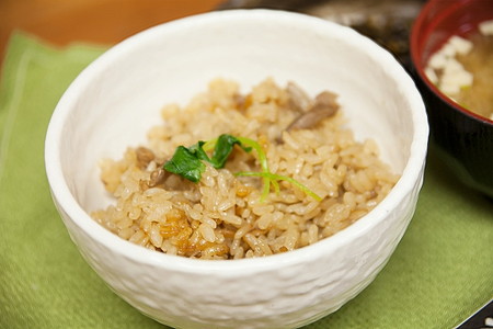 炊飯器にいれるだけで完成!!【ばい貝ごはんの素】