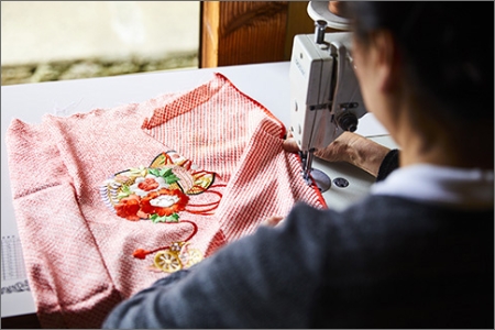 思い出を形に 着物リメイク「ブランケット」を作る