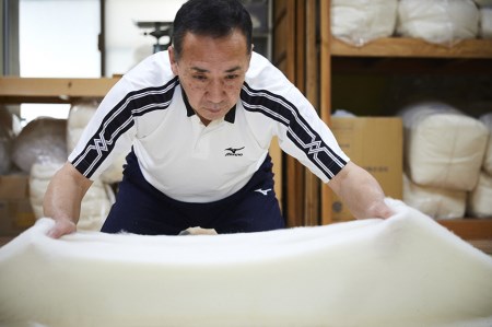 天然繊維 手作り 木綿わた入り 座布団(グレードット柄） | 京都府 