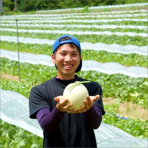 メロン／果物【先行予約／数量限定200】幻のメロン 新芳露 2玉（2025年7月中旬～発送）　「幻のメロン」と言われる希少メロン