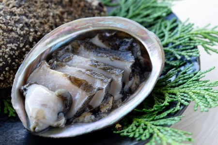【数量限定】活黒あわび(養殖)