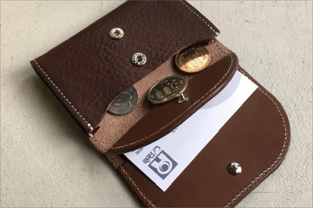 栃木レザー カードケース 牛革カード入れ ﾀﾞｰｸﾌﾞﾗｳﾝ