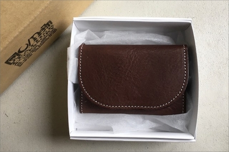 栃木レザー カードケース 牛革カード入れ ﾀﾞｰｸﾌﾞﾗｳﾝ