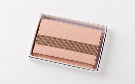 「手織りつづれ」カードケース(茜染め・淡)【配送不可地域:離島・沖縄県】【1204230】