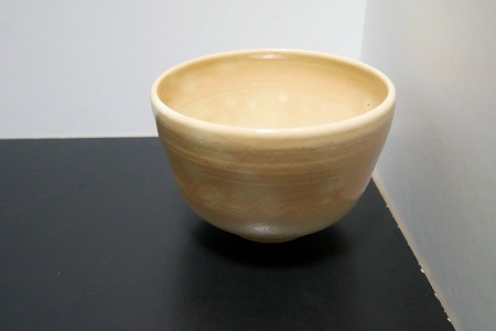 【清水焼】京絵付け茶碗（うさぎと羽子板）【190】