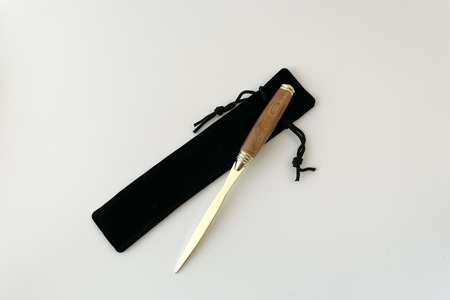 【12月23日受付分まで「年内配送」可】天然屋久杉ベーパーナイフ【ゴールド】1本 〈 文具 工芸品 文房具 雑貨 ギフト 贈答 プレゼント 記念 木製 オシャレ 退職〉 日用品