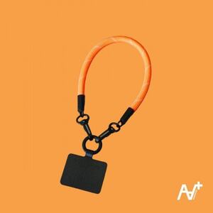 loops(オレンジ) 普段使いのスマホ、キャンプや登山などのアウトドアでも大活躍のマルチストラップ【1582398】