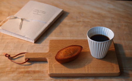 食卓ががらりと変わる 永尾さんのカッティングボード(ナラ) 雑貨 日用品 料理 木 手作り ハンドメイド