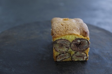 渋皮栗のパウンドケーキ 丹波栗 スイーツ 低温熟成栗使用 国産 くり 栗 渋皮栗 パウンドケーキ 京都 京丹波 濃厚 ご当地グルメ お取り寄せ ギフト 菓歩菓歩 capocapo ※北海道・沖縄・その他離島は配送不可 [015NA005]