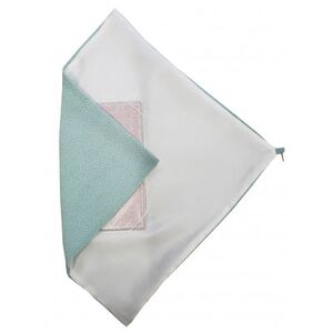 正絹ちりめん台付ふくさ(水色)　シルク100%　冠婚葬祭に便利な日本製袱紗　結婚式、法事・葬式に_装飾品・工芸品  服飾小物 _【1421975】