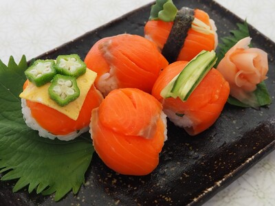 【マルヒロ】サーモントラウト１Kg（3～５パック）_OS041-0001