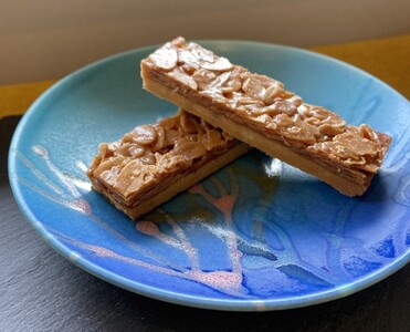 【 大阪喜安 】アーモンドたっぷり『くがにたまごのフロランタン』8袋入り_OS186-0004