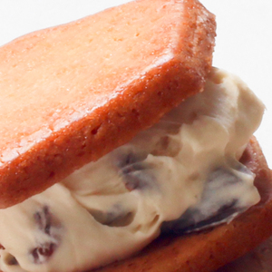 ガレットバターサンド（ラムレーズン）　６個入_OS113-0011