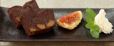 北新地 小春や ケーキ2本セット