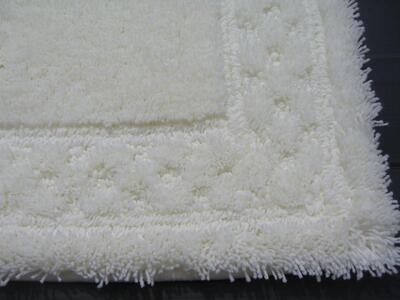 【ホワイト】ボルガバスマット大 約50cm×約70cm