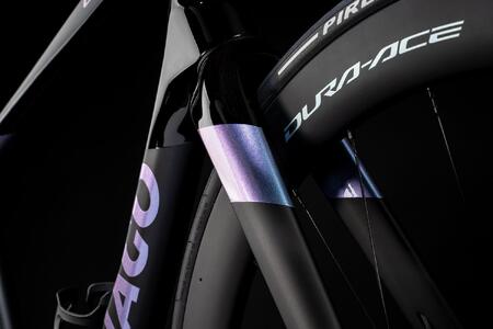 COLNAGO C68 Road（完成車）カラー：HRAU(Black Aurora)