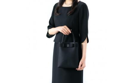 両手を開けられる2way フォーマルポシェット