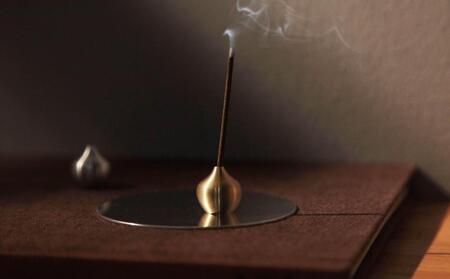 堺の伝統産品　お香立てとお香のセット [しずく-ALUMINUM]