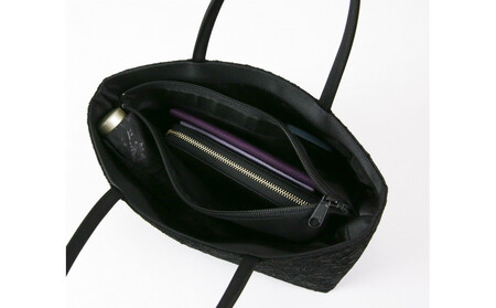 上品なコードレース素材のフォーマルトートバッグ