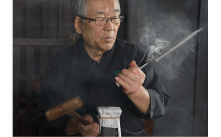 堺刀司 モリブデン鋼三徳庖丁