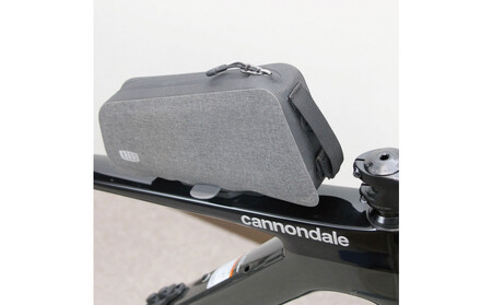 OsmaR250 防水トップチューブバッグ グレー/ブラック