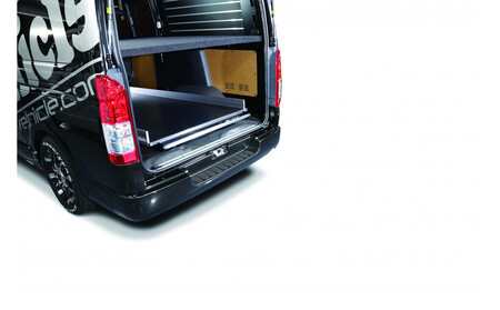 【200系ハイエース 標準ボディ】スライドフロア