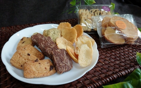 国産小麦を使用したクッキー&ラスクセット【csaz0001】