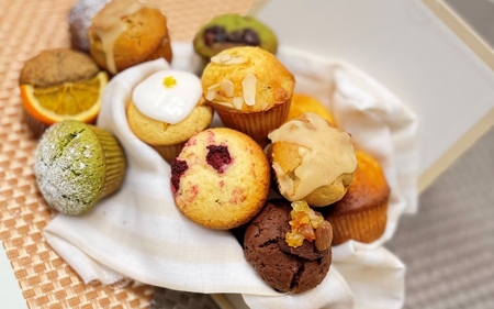 【障害福祉サービス事業所】手作りマフィン15個詰め合わせボックス【snlf0001】