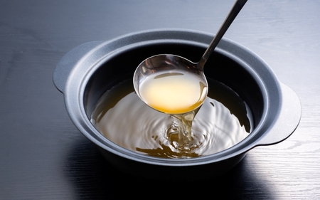 もつ鍋 音羽特製 2人前 野菜・麺付き 【otwa0005】