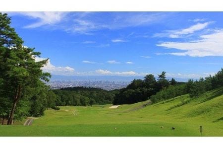 【18-01】箕面ゴルフ　プレー券（1名分）（平日限定）