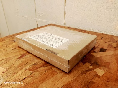 トモズプレイス スモークミート 300g (スモークビーフ 100g×1パック、スモークポーク 100g×1パック、スモークチキン 100g×1パック)｜牛肉 豚肉 鶏肉 燻製 誕生日 クリスマス パーティー [4792] ※2025年1月下旬頃より順次発送予定